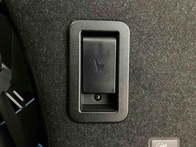 タント カスタムＸ　届出済未使用車　元展示車　衝突被害軽減システム　車線逸脱防止　アイドリングストップ　禁煙　ＬＥＤヘッドランプ　１オーナー　シートヒーター　オートマチックハイビーム　電動格納ミラー　スマートキー（39枚目）