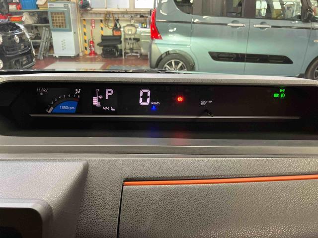 タント ファンクロス　元試乗車　衝突被害軽減システム　両側電動スライドドア　シートヒーター　１オーナー　オートマチックハイビーム　レーンキープアシスト　ＬＥＤヘッドランプ　スマートキー　オートライト　ベンチシート（11枚目）