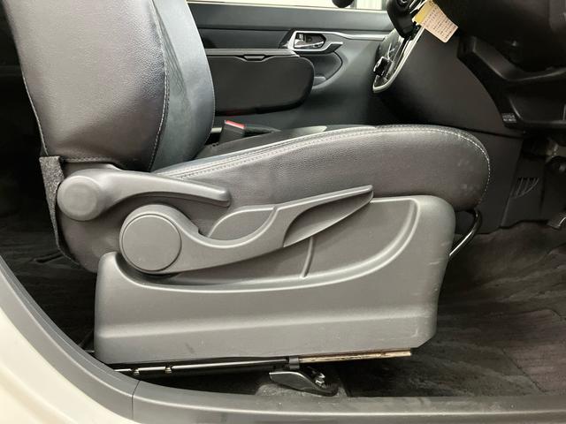 ムーヴ カスタム　Ｘ　ハイパーＳＡＩＩ　下取車　電動格納ミラー　衝突被害軽減システム　アイドリングストップ　盗難防止装置　レーンアシスト　スマートキー　ＬＥＤヘッドランプ　オートライト　アルミホイール　ベンチシート　記録簿　エアバッグ（23枚目）