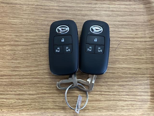 タント ファンクロス　届出済未使用車　元展示車　衝突被害軽減システム　レーンキープアシスト　両側電動スライドドア　シートヒーター　ＬＥＤヘッドランプ　オートライト　オートマチックハイビーム　アイドリングストップ（13枚目）