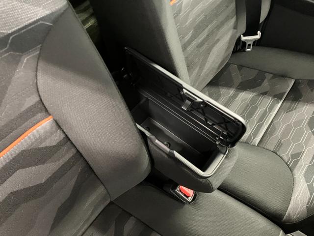 タント ファンクロス　届出済未使用車　元展示車　衝突被害軽減システム　レーンキープアシスト　両側電動スライドドア　シートヒーター　ＬＥＤヘッドランプ　オートライト　オートマチックハイビーム　アイドリングストップ（23枚目）