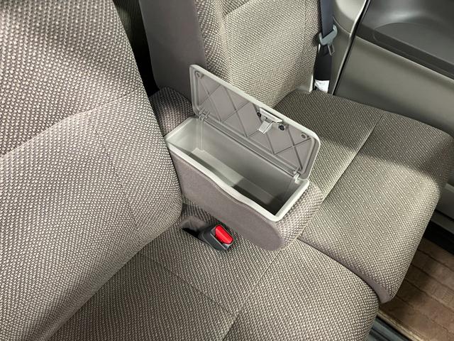 �t�����g�Z���^�[�A�[�����X�g�i�{�b�N�X�t�j