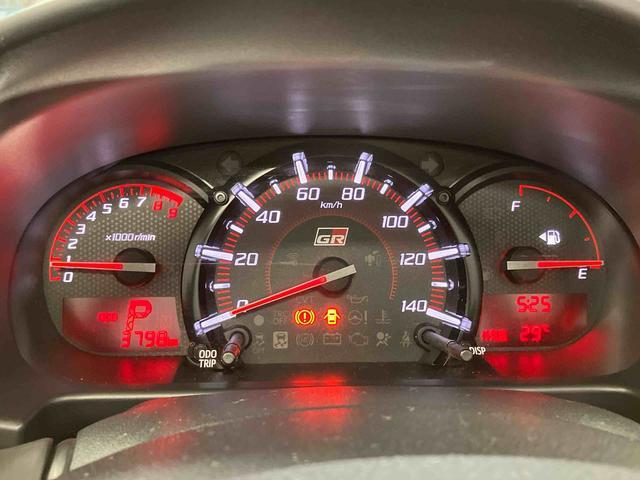 コペン ＧＲ　スポーツ　１オーナー　ターボ　シートヒーター　スマートキー　プッシュスタート　アイドリングストップ　運転席エアバッグ　助手席エアバッグ　衝突安全ボディ　ＥＳＣ　ＡＢＳ　アルミホイール（12枚目）