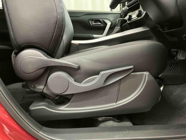 ロッキー プレミアムＧ　ＨＥＶ　ナビ　ブルートゥース　ドライブレコーダー　パノラマモニター　衝突被害軽減システム　アダプティブクルーズコントロール　衝突安全ボディ　シートヒーター　スマートキー　ＬＥＤヘッドランプ　オートライト（25枚目）