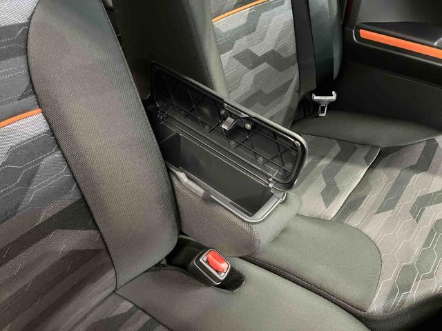 タント ファンクロス　元試乗車　衝突被害軽減システム　両側電動スライドドア　シートヒーター　１オーナー　オートマチックハイビーム　レーンキープアシスト　ＬＥＤヘッドランプ　スマートキー　オートライト　ベンチシート　アルミ（25枚目）