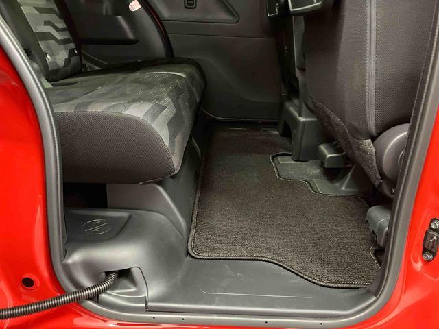 タント ファンクロス　元試乗車　衝突被害軽減システム　両側電動スライドドア　シートヒーター　１オーナー　オートマチックハイビーム　レーンキープアシスト　ＬＥＤヘッドランプ　スマートキー　オートライト　ベンチシート　アルミ（33枚目）