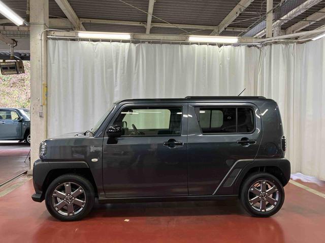 タフト Ｇ　ダーククロムベンチャー　届出済未使用車　元展示車　１オーナー　アダプティブクルーズコントロール　オートマチックハイビーム　ＬＥＤヘッドランプ　レーンキープアシスト　アイドリングストップ　電動格納ミラー　禁煙車　スマートキー（8枚目）