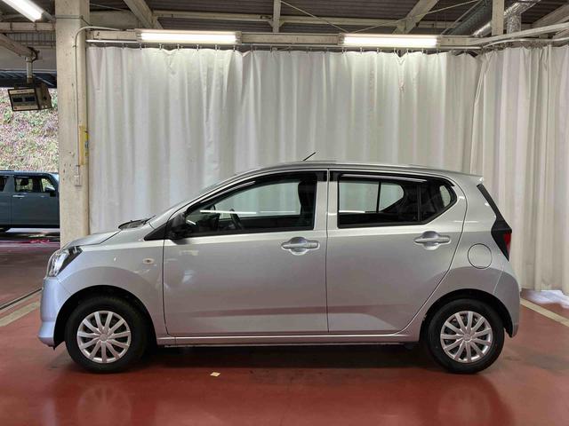 ミライース Ｌ　ＳＡＩＩＩ　１オーナー　衝突被害軽減システム　横滑防止　レーンキープアシスト　キーレス　オートライト　オートマチックハイビーム　アイドリングストップ　運転席エアバッグ　助手席エアバッグ　ＡＢＳ　衝突安全ボディ（8枚目）