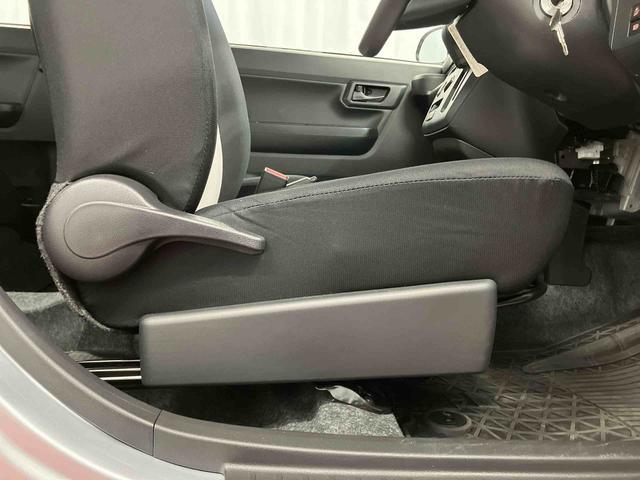 ミライース Ｌ　ＳＡＩＩＩ　１オーナー　衝突被害軽減システム　横滑防止　レーンキープアシスト　キーレス　オートライト　オートマチックハイビーム　アイドリングストップ　運転席エアバッグ　助手席エアバッグ　ＡＢＳ　衝突安全ボディ（18枚目）