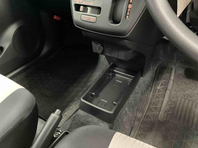 ミライース Ｌ　ＳＡＩＩＩ　１オーナー　衝突被害軽減システム　横滑防止　レーンキープアシスト　キーレス　オートライト　オートマチックハイビーム　アイドリングストップ　運転席エアバッグ　助手席エアバッグ　ＡＢＳ　衝突安全ボディ（20枚目）