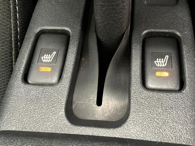 �y�^�]�ȁ^����ȃV�[�g�q�[�^�[�����z�@���ʂƔw�ʂ����߁A�������̃h���C�u�����K�ɂ��܂�