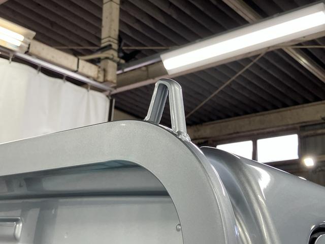 ハイゼットトラック スタンダード　元展示車　１オーナー　２ＷＤ　ＣＶＴ車　禁煙　パワーステアリング　ＡＭ／ＦＭラジオ　オートライト　オートマチックハイビーム　衝突被害軽減システム　レーンアシスト　横滑り防止装置　アイドリングストップ（33枚目）