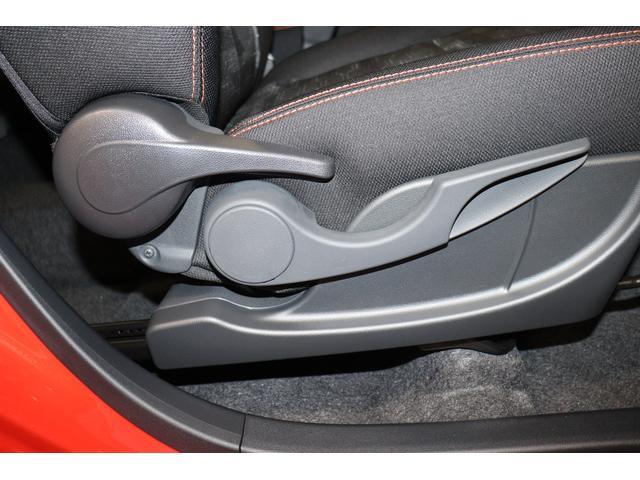 G 衝突被害軽減ブレーキ 届出済未使用車 オーディオレス スマートキー オートライト LEDヘッドランプ LEDフォグランプ シートヒーター 電動格納ミラー アイドリングストップ 盗難防止システム(43枚目)