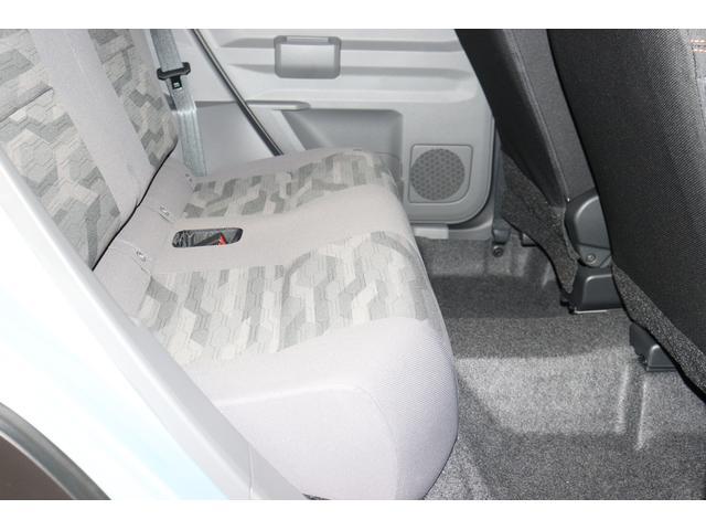 Gターボ 衝突被害軽減ブレーキ オーディオレス スマートキー オートライト LEDヘッドランプ LEDフォグランプ シートヒーター 電動格納ミラー アイドリングストップ 電動パーキングブレーキ(17枚目)