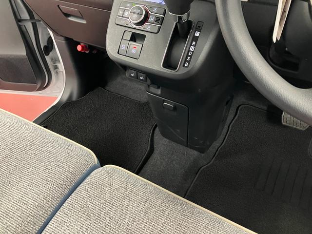 ムーヴキャンバス ストライプスＧ　両側パワースライドドア　スマートキー　プッシュスタート　軽減ブレーキ　ブルートゥースオーディオ　リアカメラ　セキュリティ　電格ミラー　フルセグＴＶ　ＬＥＤライト　レーンキープ　フロントベンチシート（30枚目）