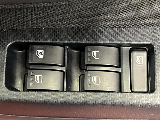 ムーヴ ＸリミテッドＩＩ　ＳＡＩＩＩ　１オーナー　ＬＥＤヘッドランプ　オートライト　スマートキー　プッシュスタート　アイドリングストップ　衝突被害軽減ブレーキ　運転席シートヒーター　衝突安全ボディ　盗難防止　整備記録簿（34枚目）