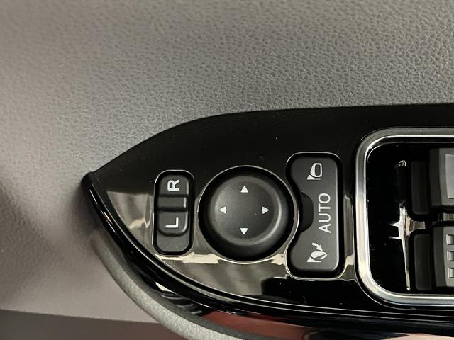 タント カスタムＸセレクション　下取車　メモリーナビ　バックカメラ　ＴＶ　衝突被害軽減システム　ＬＥＤヘッドランプ　スマートキー　ドライブレコーダー　アイドリングストップ　ＥＴＣ　シートヒーター　車線逸脱警報　オートライト　ＤＶＤ（40枚目）