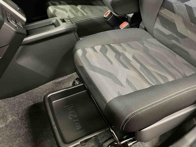 タフト Ｇ　ダーククロムベンチャー　届出済未使用車　元展示車　禁煙　ディスプレイオーディオ　バックカメラ　アダプティブクルーズコントロール　オートライト　オートマチックハイビーム　ＬＥＤヘッドランプ　レーンキープアシスト　スマートキー（27枚目）