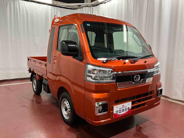 ハイゼットトラック ジャンボエクストラ　元展示車　４ＷＤ　ＣＶＴ車　アイドリングストップ　電動格納ミラー　オートライト　衝突被害軽減システム　盗難防止システム　スマートキー　１オーナー　禁煙　エアバッグ　ＬＥＤヘッドランプ　レーンアシスト（4枚目）
