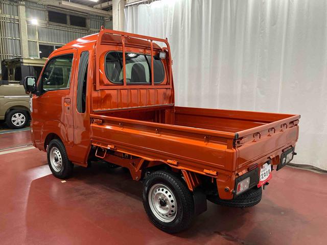ハイゼットトラック ジャンボエクストラ　元展示車　４ＷＤ　ＣＶＴ車　アイドリングストップ　電動格納ミラー　オートライト　衝突被害軽減システム　盗難防止システム　スマートキー　１オーナー　禁煙　エアバッグ　ＬＥＤヘッドランプ　レーンアシスト（7枚目）