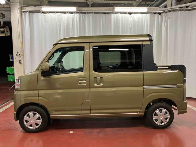 ハイゼットカーゴ デッキバンＧ　元展示車　衝突被害軽減システム　レーンキープアシスト　両側スライドドア　オートライト　オートマチックハイビーム　電動格納ミラー　アイドリングストップ　スマートキー　運転席エアバッグ　助手席エアバッグ（8枚目）