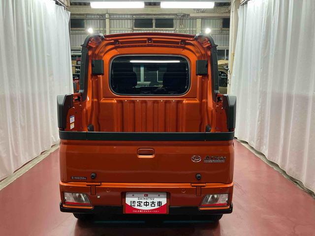 アトレー アトレーデッキバン　届出済未使用車　元展示車　ターボ　衝突被害軽減システム　レーンアシスト　ＬＥＤヘッドランプ　オートライト　オートマチックハイビーム　アダプティブクルーズコントロール　スマートキー　両側電動スライドドア（6枚目）