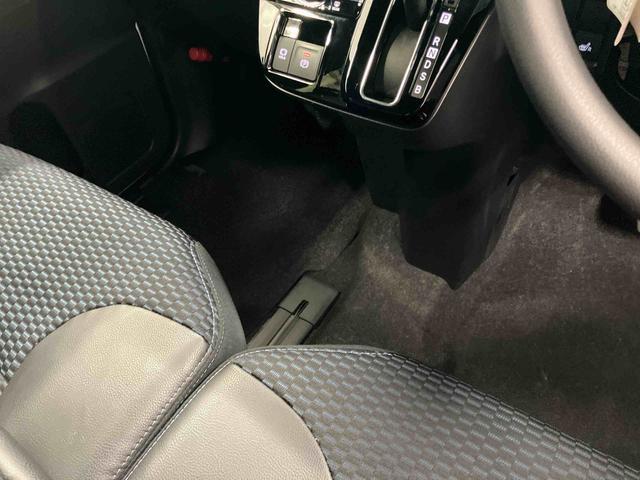 タント カスタムX 元試乗車 ディスプレイオーディオ 衝突被害軽減システム 車線逸脱防止 ブルートゥース アイドリングストップ バックカメラ TV 盗難防止 LEDヘッドランプ 1オーナー スマートキー シートヒーター(27枚目)