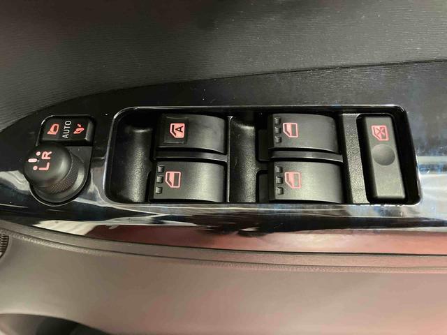 タント カスタムX トップエディションリミテッドSAIII 下取車 ナビ パノラマカメラ TV 電動格納ミラー 記録簿 ブルートゥース LEDヘッドランプ オートマチックハイビーム DVD ドライブレコーダー オートライト スマートキー ベンチシート(33枚目)