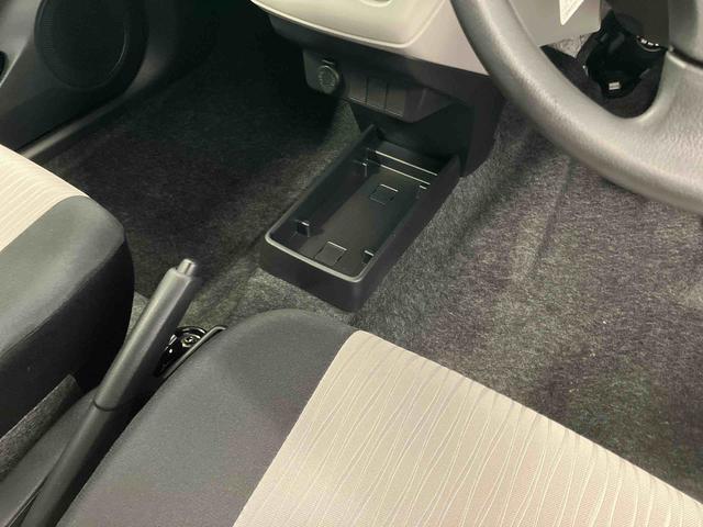 ミライース Ｘ　ＳＡＩＩＩ　届出済未使用車　元展示車　衝突被害軽減システム　電動格納ミラー　レーンキープアシスト　運転席エアバッグ　助手席エアバッグ　禁煙　１オーナー　ＬＥＤヘッドランプ　オートマチックハイビーム　キーレスキー（21枚目）