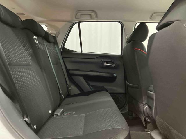 ロッキー Ｇ　下取車　ターボ　ＤＶＤオーディオ　ブルートゥース　パノラマカメラ　衝突被害軽減システム　アダプティブクルーズコントロール　スマートキー　シートヒーター　車線逸脱警告　誤発進抑制機能（33枚目）