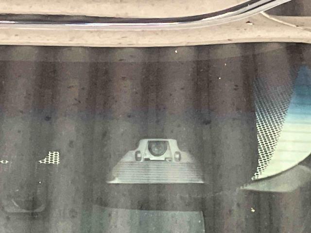 フリード＋ クロスター　下取車　４ＷＤ　ナビ　ブルートゥース　ＥＴＣ　バックカメラ　ドライブレコーダー　衝突被害軽減ブレーキ　誤発進抑制　ＬＥＤヘッドランプ　スマートキー　両側電動スライドドア　アイドリングストップ（9枚目）