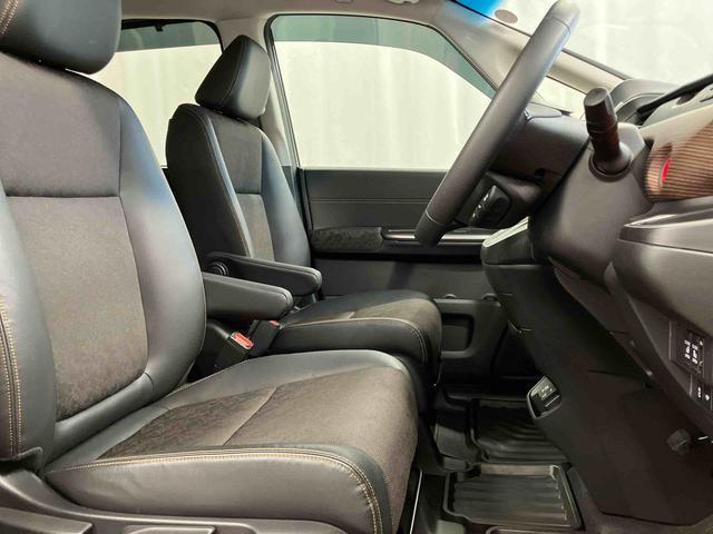 フリード＋ クロスター　下取車　４ＷＤ　ナビ　ブルートゥース　ＥＴＣ　バックカメラ　ドライブレコーダー　衝突被害軽減ブレーキ　誤発進抑制　ＬＥＤヘッドランプ　スマートキー　両側電動スライドドア　アイドリングストップ（26枚目）