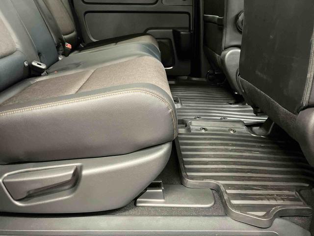 フリード＋ クロスター　下取車　４ＷＤ　ナビ　ブルートゥース　ＥＴＣ　バックカメラ　ドライブレコーダー　衝突被害軽減ブレーキ　誤発進抑制　ＬＥＤヘッドランプ　スマートキー　両側電動スライドドア　アイドリングストップ（35枚目）