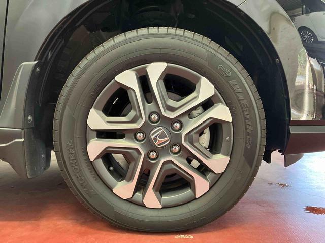 フリード＋ クロスター　下取車　４ＷＤ　ナビ　ブルートゥース　ＥＴＣ　バックカメラ　ドライブレコーダー　衝突被害軽減ブレーキ　誤発進抑制　ＬＥＤヘッドランプ　スマートキー　両側電動スライドドア　アイドリングストップ（45枚目）