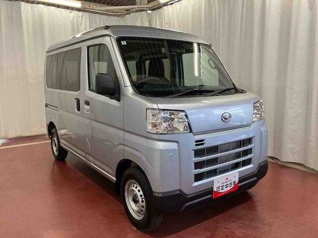 ハイゼットカーゴ ＤＸ　届出済未使用車　元展示車　衝突安全ボディ　キーレスキー　両側スライドドア　アイドリングストップ　オートマチックハイビーム　オートライト　レーンアシスト　運転席エアバッグ　助手席エアバッグ　１オーナー（4枚目）