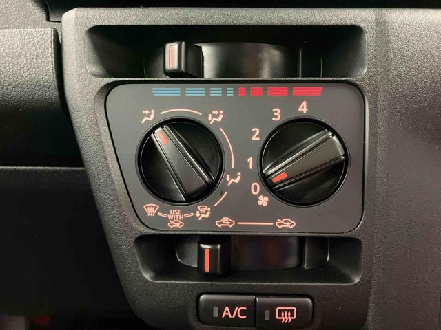 ハイゼットカーゴ ＤＸ　届出済未使用車　元展示車　衝突安全ボディ　キーレスキー　両側スライドドア　アイドリングストップ　オートマチックハイビーム　オートライト　レーンアシスト　運転席エアバッグ　助手席エアバッグ　１オーナー（18枚目）