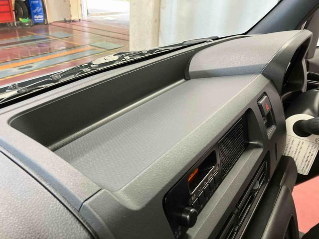 ハイゼットカーゴ ＤＸ　届出済未使用車　元展示車　衝突安全ボディ　キーレスキー　両側スライドドア　アイドリングストップ　オートマチックハイビーム　オートライト　レーンアシスト　運転席エアバッグ　助手席エアバッグ　１オーナー（25枚目）