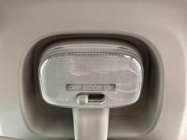 ハイゼットカーゴ ＤＸ　届出済未使用車　元展示車　衝突安全ボディ　キーレスキー　両側スライドドア　アイドリングストップ　オートマチックハイビーム　オートライト　レーンアシスト　運転席エアバッグ　助手席エアバッグ　１オーナー（29枚目）