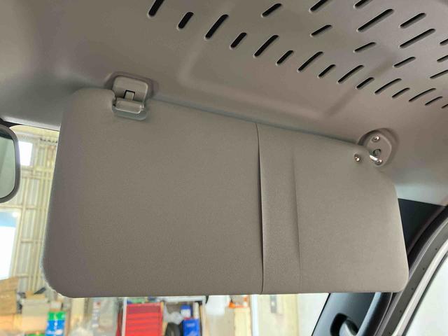 ハイゼットカーゴ ＤＸ　届出済未使用車　元展示車　衝突安全ボディ　キーレスキー　両側スライドドア　アイドリングストップ　オートマチックハイビーム　オートライト　レーンアシスト　運転席エアバッグ　助手席エアバッグ　１オーナー（30枚目）