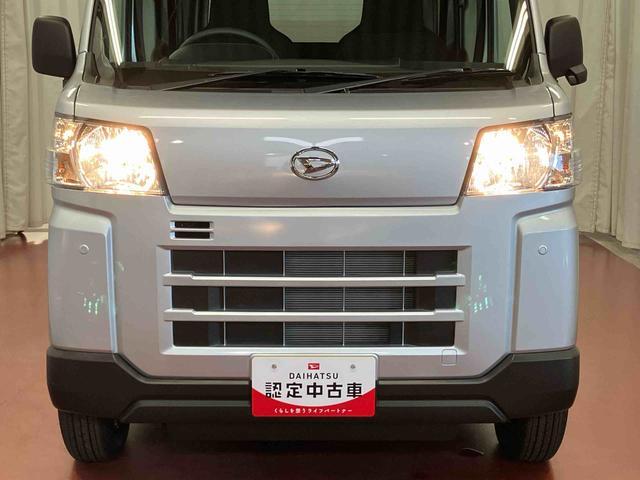 ハイゼットカーゴ ＤＸ　届出済未使用車　元展示車　衝突安全ボディ　キーレスキー　両側スライドドア　アイドリングストップ　オートマチックハイビーム　オートライト　レーンアシスト　運転席エアバッグ　助手席エアバッグ　１オーナー（37枚目）