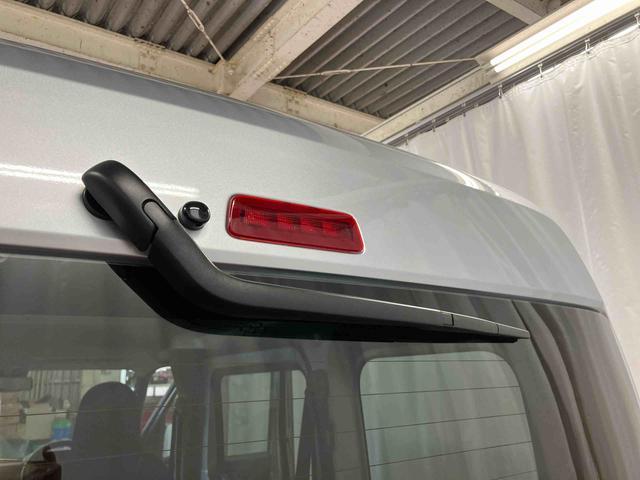 ハイゼットカーゴ ＤＸ　届出済未使用車　元展示車　衝突安全ボディ　キーレスキー　両側スライドドア　アイドリングストップ　オートマチックハイビーム　オートライト　レーンアシスト　運転席エアバッグ　助手席エアバッグ　１オーナー（42枚目）