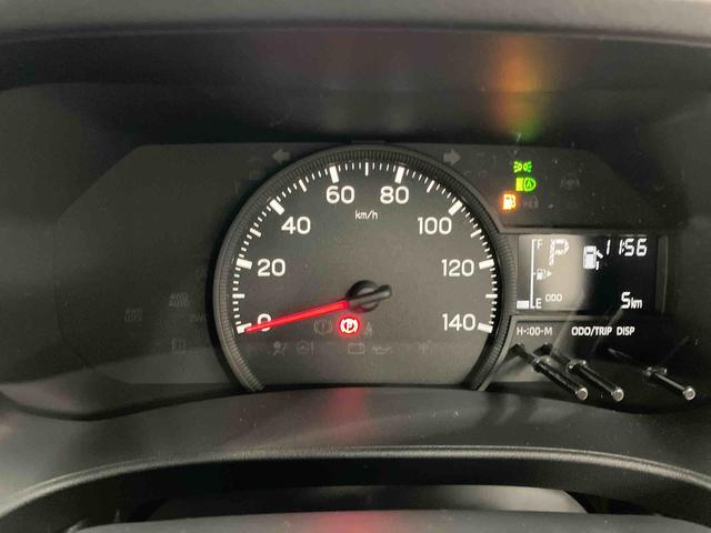 ハイゼットカーゴ ＤＸ　届出済未使用車　元展示車　衝突安全ボディ　禁煙　キーレス　両側スライドドア　アイドリングストップ　オートライト　オートマチックハイビーム　レーンアシスト　ＡＢＳ　運転席エアバッグ　助手席エアバッグ（13枚目）