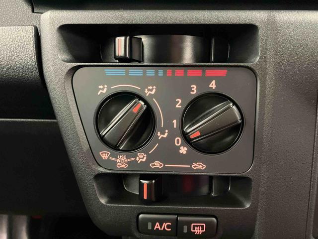 ハイゼットカーゴ ＤＸ　届出済未使用車　元展示車　衝突安全ボディ　禁煙　キーレス　両側スライドドア　アイドリングストップ　オートライト　オートマチックハイビーム　レーンアシスト　ＡＢＳ　運転席エアバッグ　助手席エアバッグ（18枚目）