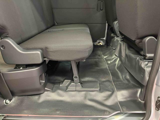 ハイゼットカーゴ ＤＸ　届出済未使用車　元展示車　衝突安全ボディ　禁煙　キーレス　両側スライドドア　アイドリングストップ　オートライト　オートマチックハイビーム　レーンアシスト　ＡＢＳ　運転席エアバッグ　助手席エアバッグ（33枚目）