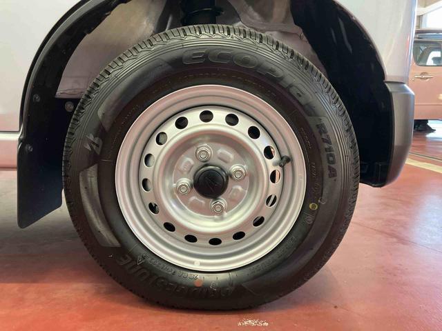 ハイゼットカーゴ ＤＸ　届出済未使用車　元展示車　衝突安全ボディ　禁煙　キーレス　両側スライドドア　アイドリングストップ　オートライト　オートマチックハイビーム　レーンアシスト　ＡＢＳ　運転席エアバッグ　助手席エアバッグ（39枚目）