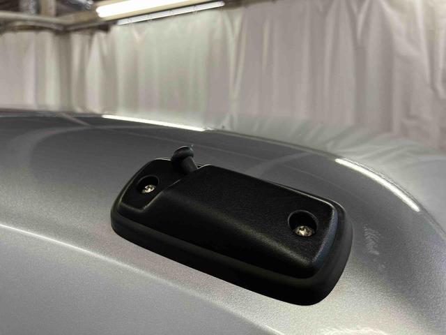 ハイゼットカーゴ ＤＸ　届出済未使用車　元展示車　衝突安全ボディ　禁煙　キーレス　両側スライドドア　アイドリングストップ　オートライト　オートマチックハイビーム　レーンアシスト　ＡＢＳ　運転席エアバッグ　助手席エアバッグ（41枚目）