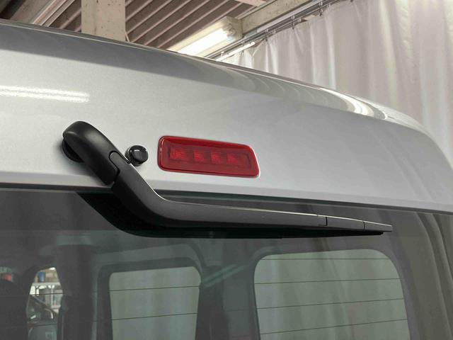 ハイゼットカーゴ ＤＸ　届出済未使用車　元展示車　衝突安全ボディ　禁煙　キーレス　両側スライドドア　アイドリングストップ　オートライト　オートマチックハイビーム　レーンアシスト　ＡＢＳ　運転席エアバッグ　助手席エアバッグ（42枚目）