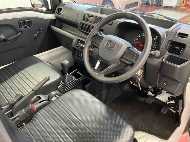 ハイゼットトラック スタンダード 農用スペシャル 1オーナー 4WD マニュアル車 衝突被害軽減システム 整備記録簿 運転席エアバッグ 助手席エアバッグ 誤発進抑制機能 オートマチックハイビーム パワステ エアコン オートライト アイドリングストップ(13枚目)