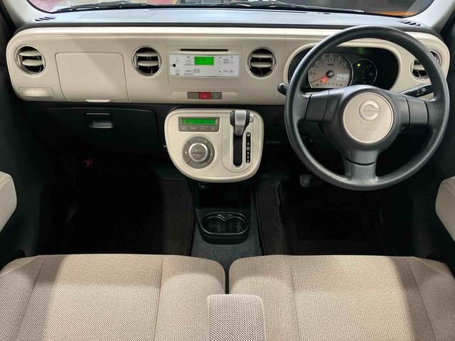 ミラココア ココアＸ　下取車　ＣＤ　セキュリティーアラーム　電動格納ミラー　アイドリングストップ　スマートキー　衝突安全ボディ　運転席エアバッグ　助手席エアバッグ　ＡＢＳ　ベンチシート　記録簿付き（9枚目）