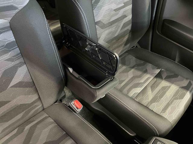 タフト G ダーククロムベンチャー 元試乗車 1オ-ナ- アダプティブクルーズコントロール オートマチックハイビーム LEDヘッドランプ レーンキープアシスト アイドリングストップ 電動格納ミラー 記録簿 スマートキー ガラスルーフ(24枚目)